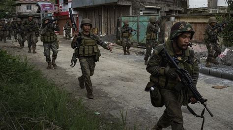 gira sa marawi|Philippines Fights Islamic Militants in Marawi .
